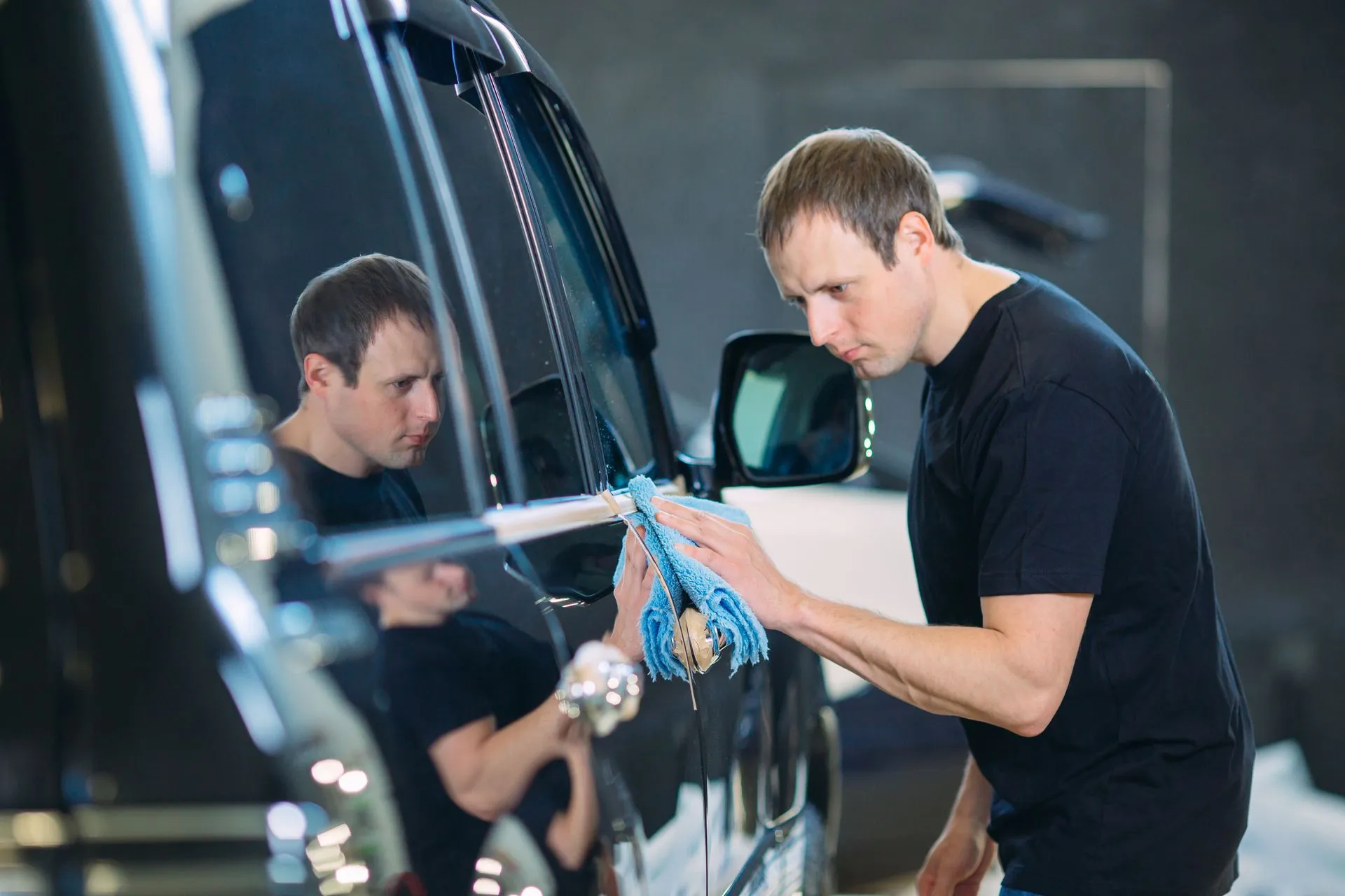 3 Reasons to Hire a Ceramic Coating Service